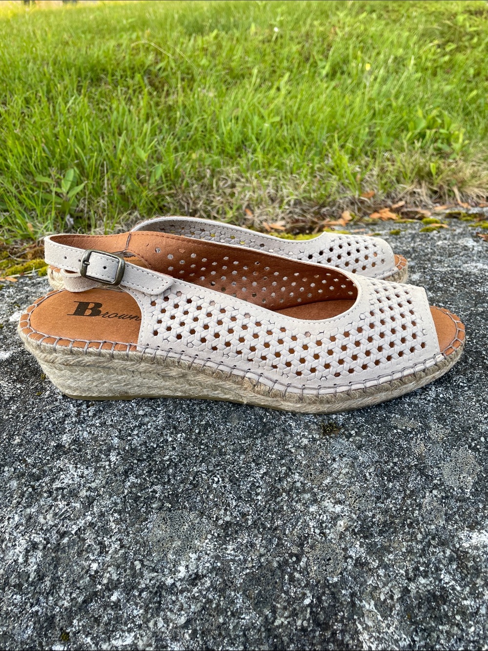 Brown’s Fullerton slingback wedge espadrille open toe sandals women’s size 8